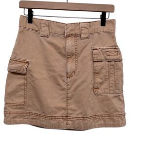 URBAN OUTFITTERS Cargo Khaki Mini Skirt 100% cotton Size Medium